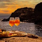 Sea View I Pool I Private Garage I Wi-fi I Wine L Coffee *